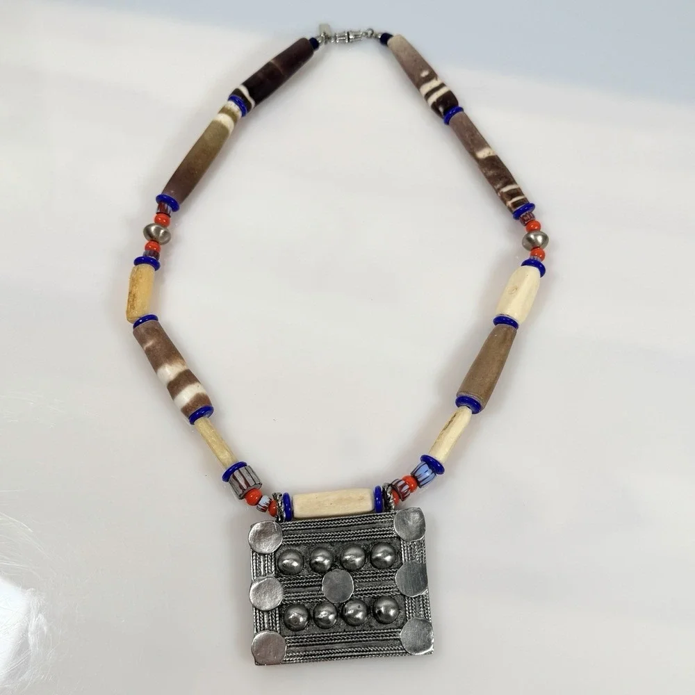 Kenneth Lane Tribal Statement Necklace Ethnic Style Beads Silver Tone Amulet 22